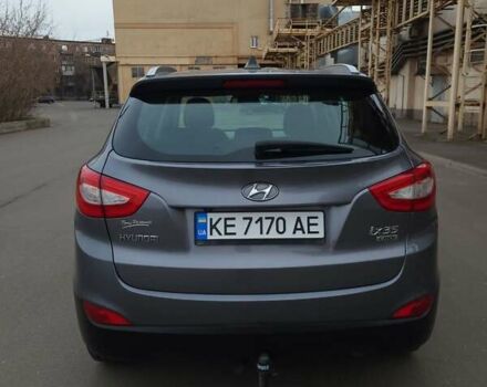 Серый Хендай Туксон, объемом двигателя 1.7 л и пробегом 290 тыс. км за 12800 $, фото 20 на Automoto.ua