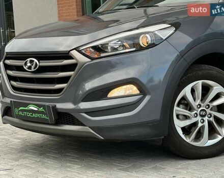 Хендай Туксон 2016 в Киеве на Automoto.ua Серый Хендай Туксон, объемом двигателя 1.7 л и пробегом 134 тыс. км за 15990 $, фото 1 на Automoto.ua