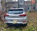 Серый Хендай Туксон, объемом двигателя 2 л и пробегом 93 тыс. км за 20400 $, фото 3 на Automoto.ua