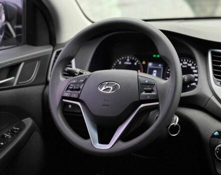 Хендай Туксон 2016 в Киеве на Automoto.ua Серый Хендай Туксон, объемом двигателя 1.7 л и пробегом 134 тыс. км за 15990 $, фото 18 на Automoto.ua