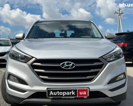 Хендай Туксон 2016 в Львове на Automoto.ua Серый Хендай Туксон, объемом двигателя 1.7 л и пробегом 199 тыс. км за 16740 $, фото 2 на Automoto.ua