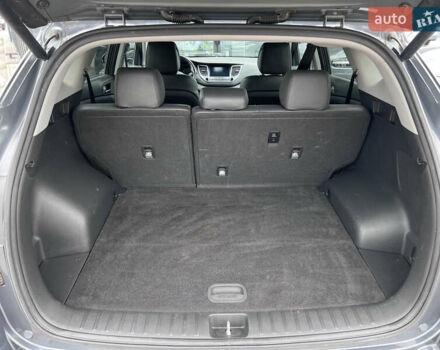 Серый Хендай Туксон, объемом двигателя 1.6 л и пробегом 188 тыс. км за 15990 $, фото 45 на Automoto.ua