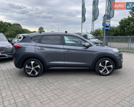 Серый Хендай Туксон, объемом двигателя 1.6 л и пробегом 188 тыс. км за 15990 $, фото 1 на Automoto.ua