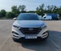Серый Хендай Туксон, объемом двигателя 2 л и пробегом 148 тыс. км за 19500 $, фото 1 на Automoto.ua