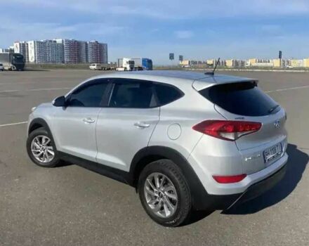 Хендай Туксон 2016 в Ивано-Франковске на Automoto.ua Серый Хендай Туксон, объемом двигателя 2 л и пробегом 125 тыс. км за 11000 $, фото 17 на Automoto.ua