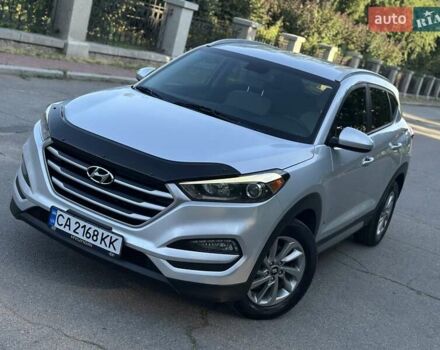 Серый Хендай Туксон, объемом двигателя 2 л и пробегом 210 тыс. км за 15400 $, фото 12 на Automoto.ua