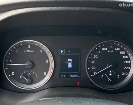 Хендай Туксон 2016 в Львове на Automoto.ua Серый Хендай Туксон, объемом двигателя 1.7 л и пробегом 199 тыс. км за 16740 $, фото 27 на Automoto.ua