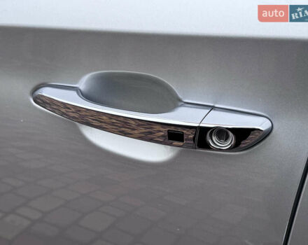 Серый Хендай Туксон, объемом двигателя 2 л и пробегом 85 тыс. км за 19500 $, фото 6 на Automoto.ua