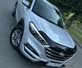 Серый Хендай Туксон, объемом двигателя 2 л и пробегом 210 тыс. км за 15400 $, фото 4 на Automoto.ua