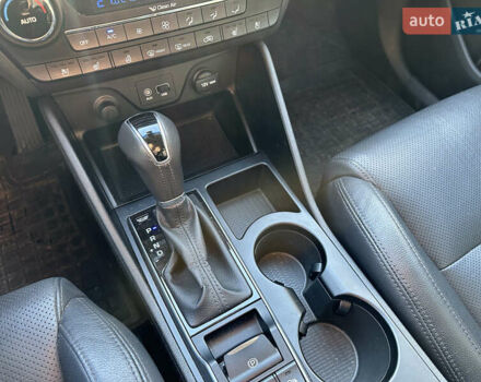 Хендай Туксон 2016 в Киеве на Automoto.ua Серый Хендай Туксон, объемом двигателя 2 л и пробегом 126 тыс. км за 21500 $, фото 15 на Automoto.ua