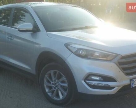 Сірий Хендай Туксон, об'ємом двигуна 2 л та пробігом 348 тис. км за 12900 $, фото 5 на Automoto.ua