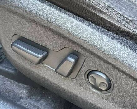 Сірий Хендай Туксон, об'ємом двигуна 2 л та пробігом 125 тис. км за 13600 $, фото 7 на Automoto.ua