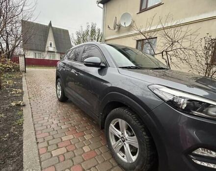 Серый Хендай Туксон, объемом двигателя 2 л и пробегом 158 тыс. км за 15999 $, фото 9 на Automoto.ua