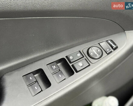 Сірий Хендай Туксон, об'ємом двигуна 1.69 л та пробігом 130 тис. км за 16800 $, фото 9 на Automoto.ua
