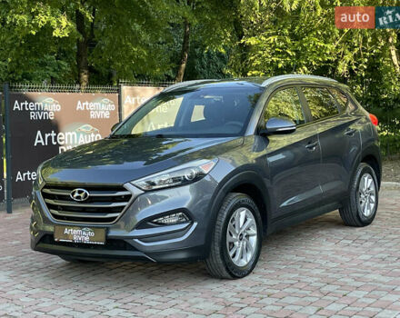 Сірий Хендай Туксон, об'ємом двигуна 2 л та пробігом 93 тис. км за 14300 $, фото 4 на Automoto.ua