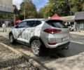 Серый Хендай Туксон, объемом двигателя 2 л и пробегом 265 тыс. км за 18700 $, фото 1 на Automoto.ua