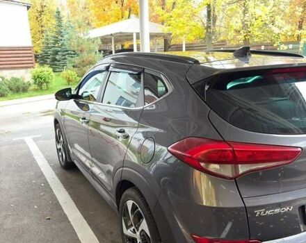 Хендай Туксон 2016 в Харькове на Automoto.ua Серый Хендай Туксон, объемом двигателя 2 л и пробегом 134 тыс. км за 20500 $, фото 2 на Automoto.ua
