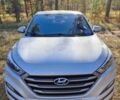 Серый Хендай Туксон, объемом двигателя 1.69 л и пробегом 193 тыс. км за 16700 $, фото 1 на Automoto.ua