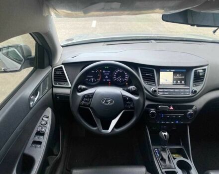 Серый Хендай Туксон, объемом двигателя 1.7 л и пробегом 99 тыс. км за 15500 $, фото 14 на Automoto.ua