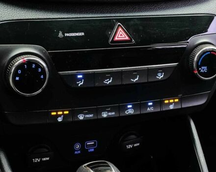 Хендай Туксон 2016 в Киеве на Automoto.ua Серый Хендай Туксон, объемом двигателя 1.7 л и пробегом 134 тыс. км за 15990 $, фото 16 на Automoto.ua