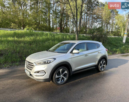 Хендай Туксон 2016 в Киеве на Automoto.ua Серый Хендай Туксон, объемом двигателя 2 л и пробегом 126 тыс. км за 21500 $, фото 2 на Automoto.ua