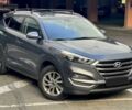 Сірий Хендай Туксон, об'ємом двигуна 2 л та пробігом 125 тис. км за 13600 $, фото 1 на Automoto.ua