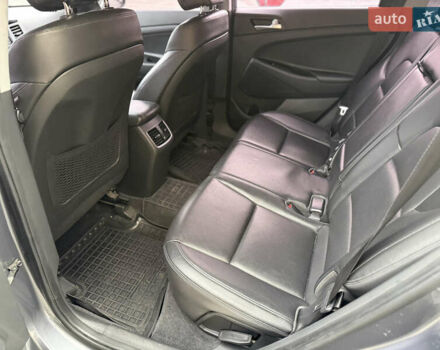 Сірий Хендай Туксон, об'ємом двигуна 1.69 л та пробігом 130 тис. км за 16800 $, фото 11 на Automoto.ua