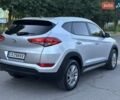 Серый Хендай Туксон, объемом двигателя 2 л и пробегом 210 тыс. км за 15400 $, фото 27 на Automoto.ua