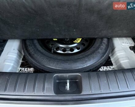 Серый Хендай Туксон, объемом двигателя 2 л и пробегом 58 тыс. км за 17500 $, фото 23 на Automoto.ua