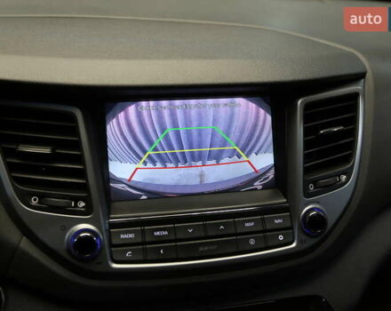 Серый Хендай Туксон, объемом двигателя 2 л и пробегом 126 тыс. км за 19400 $, фото 18 на Automoto.ua