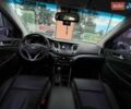 Хендай Туксон 2016 в Киеве на Automoto.ua Серый Хендай Туксон, объемом двигателя 1.7 л и пробегом 134 тыс. км за 15990 $, фото 35 на Automoto.ua