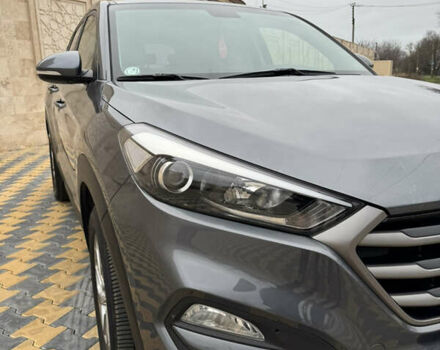 Серый Хендай Туксон, объемом двигателя 2 л и пробегом 183 тыс. км за 16400 $, фото 14 на Automoto.ua