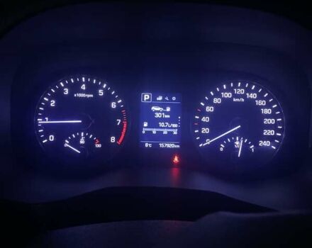 Серый Хендай Туксон, объемом двигателя 2 л и пробегом 158 тыс. км за 15999 $, фото 12 на Automoto.ua