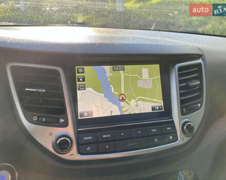 Хендай Туксон 2016 в Киеве на Automoto.ua Серый Хендай Туксон, объемом двигателя 2 л и пробегом 126 тыс. км за 21500 $, фото 14 на Automoto.ua