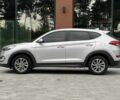 Серый Хендай Туксон, объемом двигателя 1.7 л и пробегом 110 тыс. км за 15990 $, фото 3 на Automoto.ua