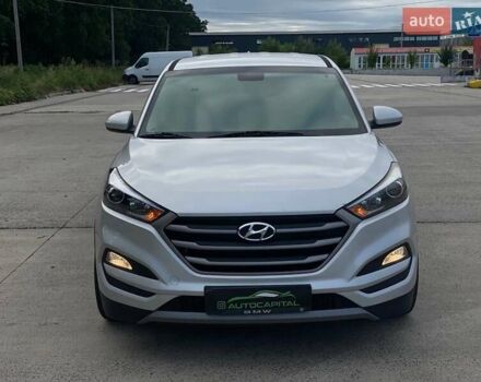 Серый Хендай Туксон, объемом двигателя 1.7 л и пробегом 99 тыс. км за 15490 $, фото 1 на Automoto.ua