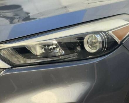 Сірий Хендай Туксон, об'ємом двигуна 2 л та пробігом 125 тис. км за 13600 $, фото 3 на Automoto.ua