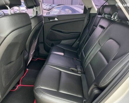 Хендай Туксон 2016 в Львове на Automoto.ua Серый Хендай Туксон, объемом двигателя 1.7 л и пробегом 199 тыс. км за 16740 $, фото 17 на Automoto.ua