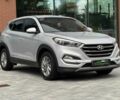 Серый Хендай Туксон, объемом двигателя 1.7 л и пробегом 110 тыс. км за 15990 $, фото 2 на Automoto.ua