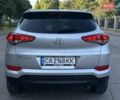 Серый Хендай Туксон, объемом двигателя 2 л и пробегом 210 тыс. км за 15400 $, фото 23 на Automoto.ua