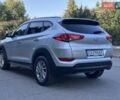 Серый Хендай Туксон, объемом двигателя 2 л и пробегом 210 тыс. км за 15400 $, фото 19 на Automoto.ua