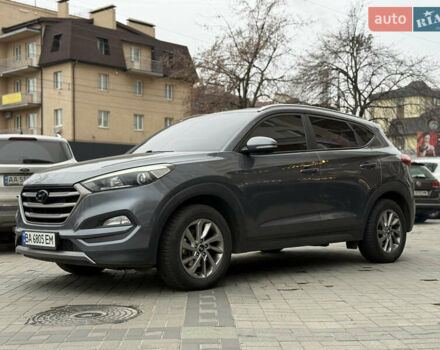 Сірий Хендай Туксон, об'ємом двигуна 1.69 л та пробігом 130 тис. км за 16800 $, фото 1 на Automoto.ua