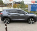 Серый Хендай Туксон, объемом двигателя 2 л и пробегом 195 тыс. км за 15000 $, фото 10 на Automoto.ua