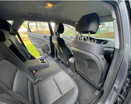 Сірий Хендай Туксон, об'ємом двигуна 1.6 л та пробігом 105 тис. км за 9200 $, фото 12 на Automoto.ua