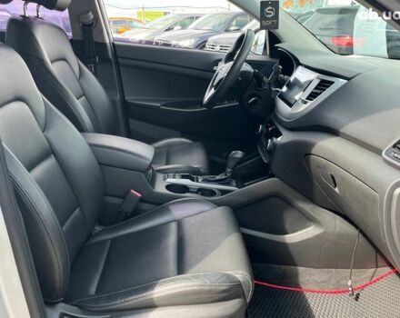 Хендай Туксон 2016 в Львове на Automoto.ua Серый Хендай Туксон, объемом двигателя 1.7 л и пробегом 199 тыс. км за 16740 $, фото 9 на Automoto.ua