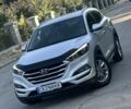 Серый Хендай Туксон, объемом двигателя 2 л и пробегом 210 тыс. км за 15400 $, фото 10 на Automoto.ua