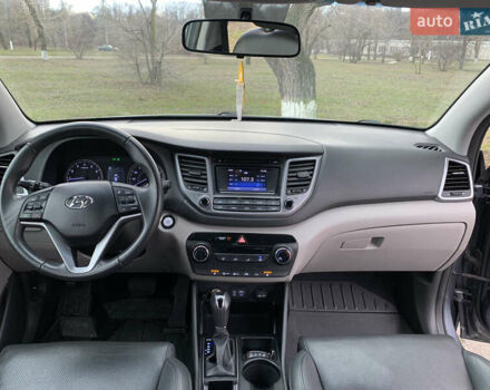 Сірий Хендай Туксон, об'ємом двигуна 1.59 л та пробігом 94 тис. км за 16500 $, фото 16 на Automoto.ua