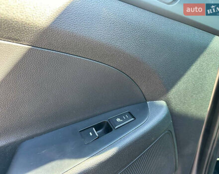 Хендай Туксон 2017 в Киеве на Automoto.ua Серый Хендай Туксон, объемом двигателя 2 л и пробегом 190 тыс. км за 16700 $, фото 30 на Automoto.ua