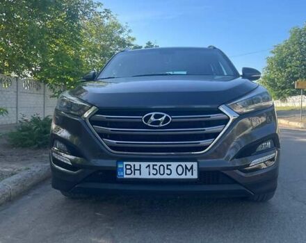Серый Хендай Туксон, объемом двигателя 2 л и пробегом 124 тыс. км за 20600 $, фото 2 на Automoto.ua