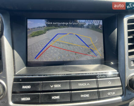 Серый Хендай Туксон, объемом двигателя 2 л и пробегом 118 тыс. км за 17200 $, фото 17 на Automoto.ua